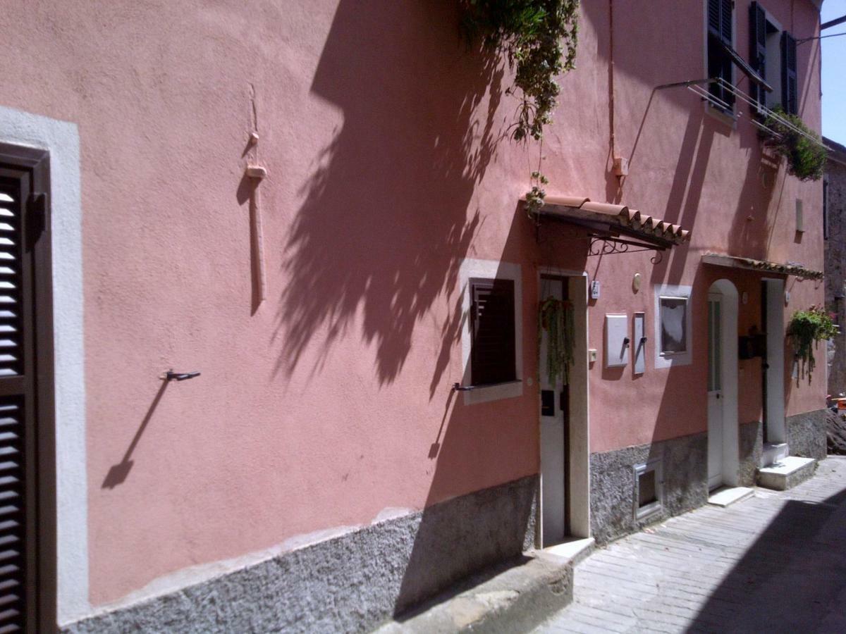Risorgimento Apartment Cipressa Exterior foto